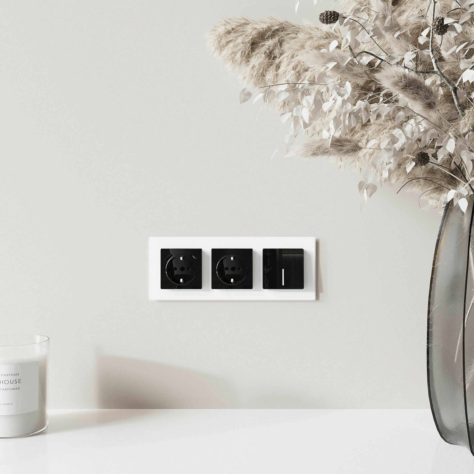 Изображение товара Розетка с заземлением, шторками и USB тип A+C (чёрный акрил) W1171748 Werkel