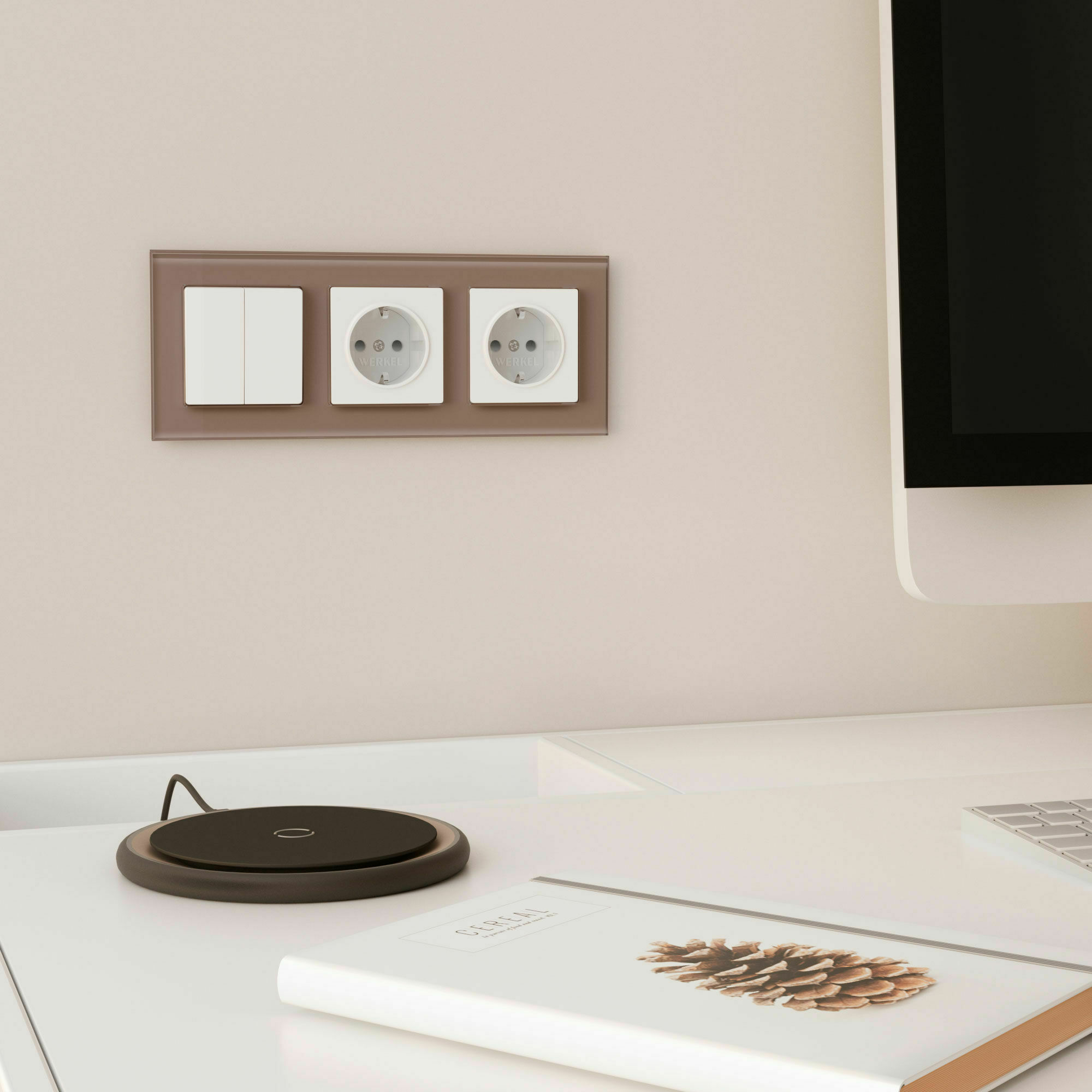 Изображение товара Рамка на 3 поста Favorit  (латте, стекло) W0031142 Werkel