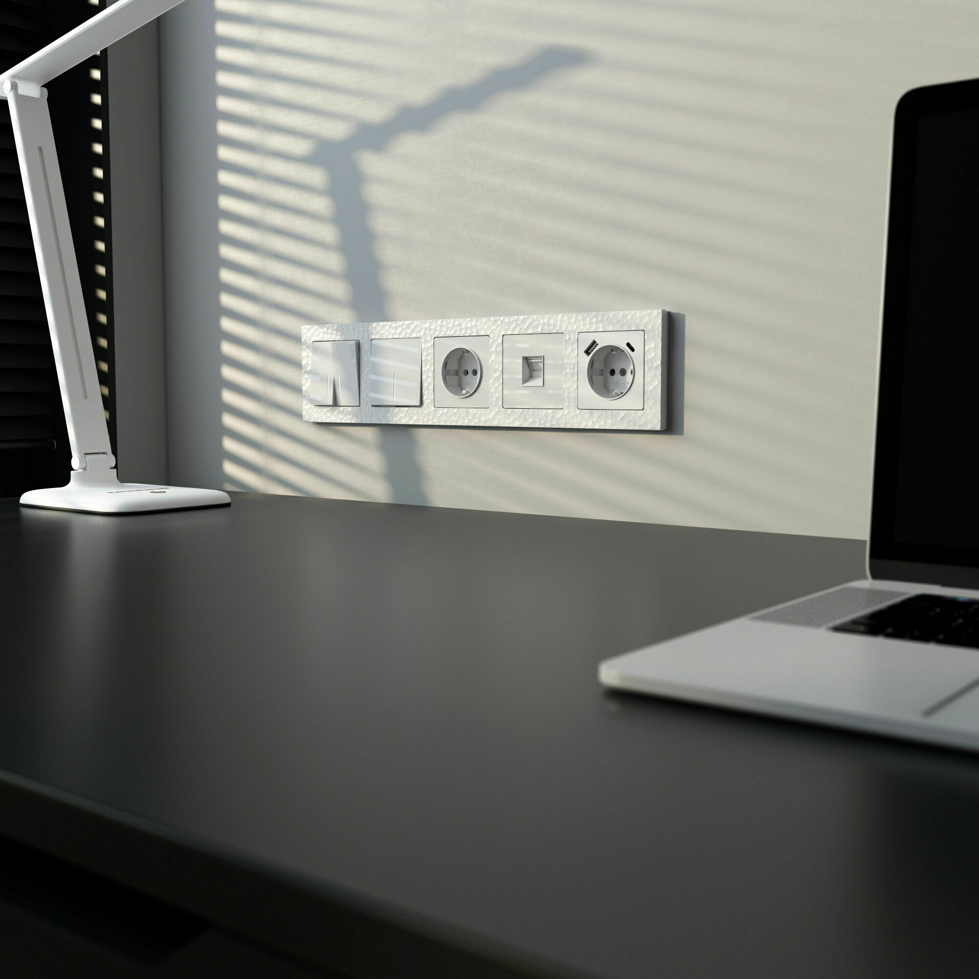 Изображение товара W0052401/ Рамка на 5 постов Hammer (белый) Werkel