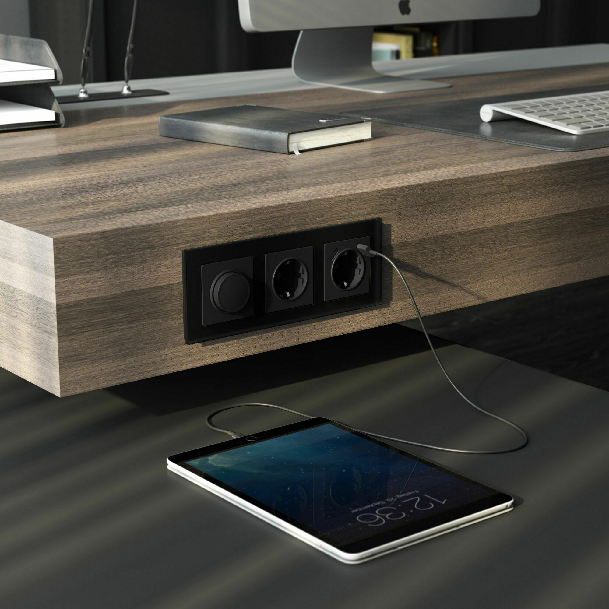 Изображение товара Рамка на 3 поста Senso (чёрный, стекло soft-touch) W0033108 Werkel