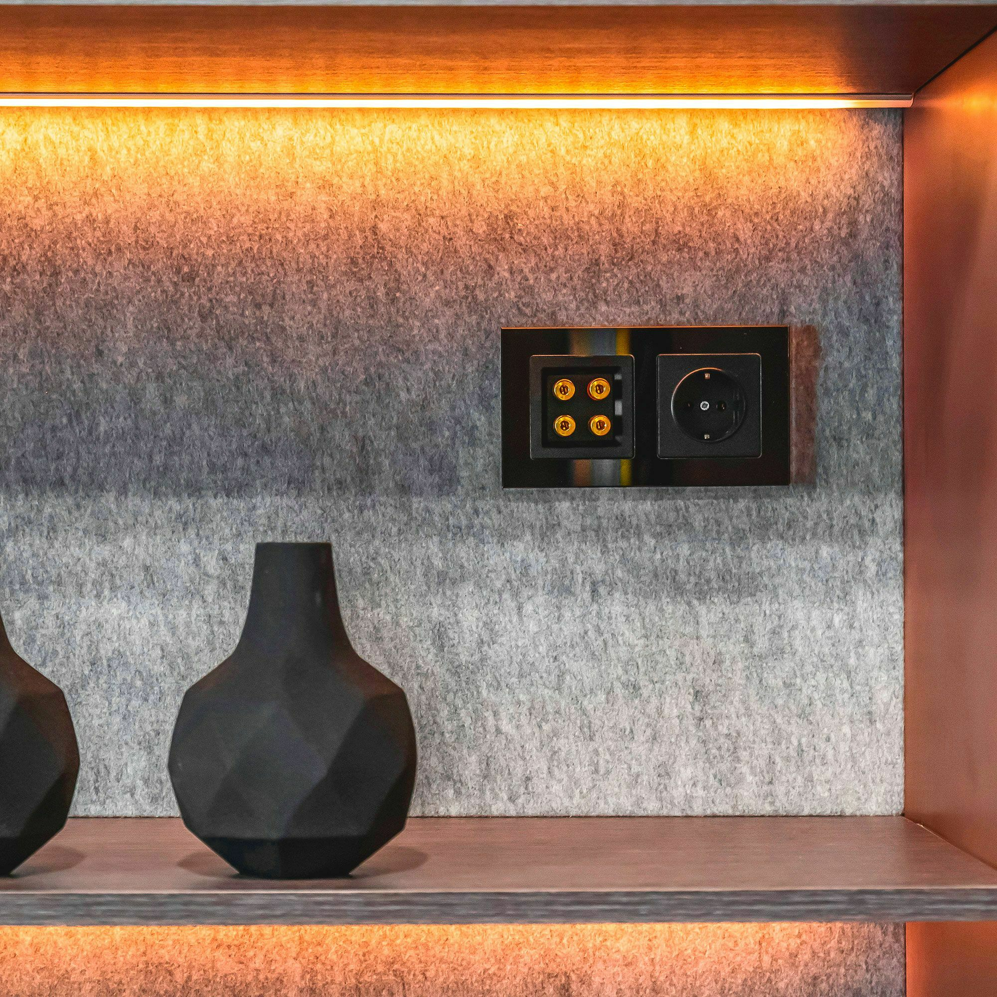 Изображение товара Рамка 2 поста, IP44 Aqua, Белый, ATN440102 Atlas Design Nature Schneider electric