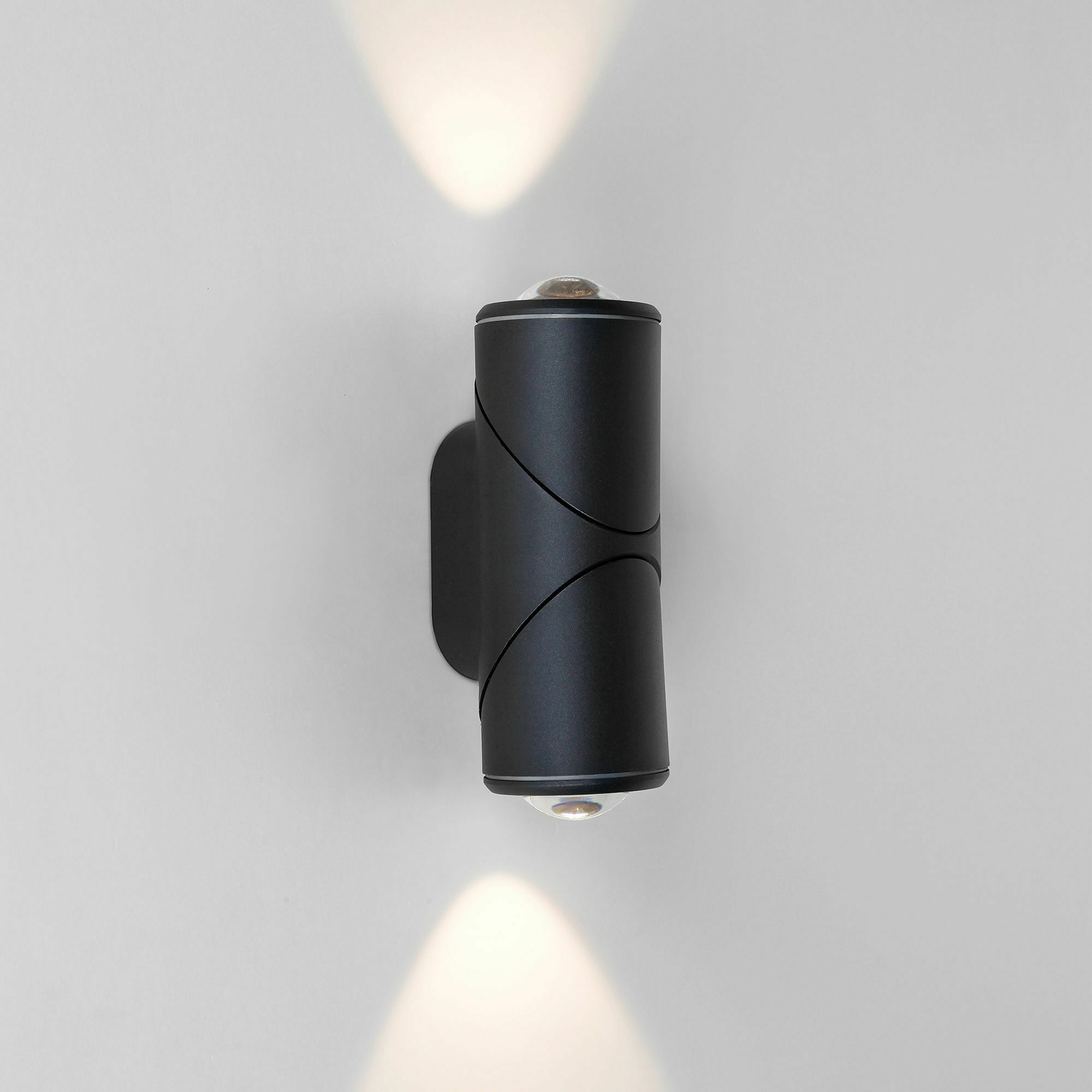 Изображение товара Уличный настенный поворотный светодиодный светильник GIRA D LED IP54 35127/D чёрный Elektrostandard