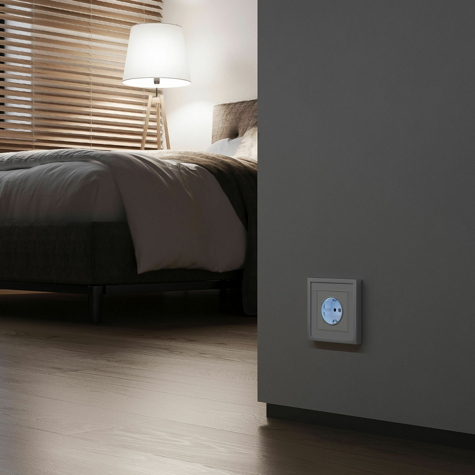 Изображение товара Розетка с подсветкой, одинарная, с заземлением, без шторок, винтовой зажим, 16А,  (белый матовый) W1171461 Werkel