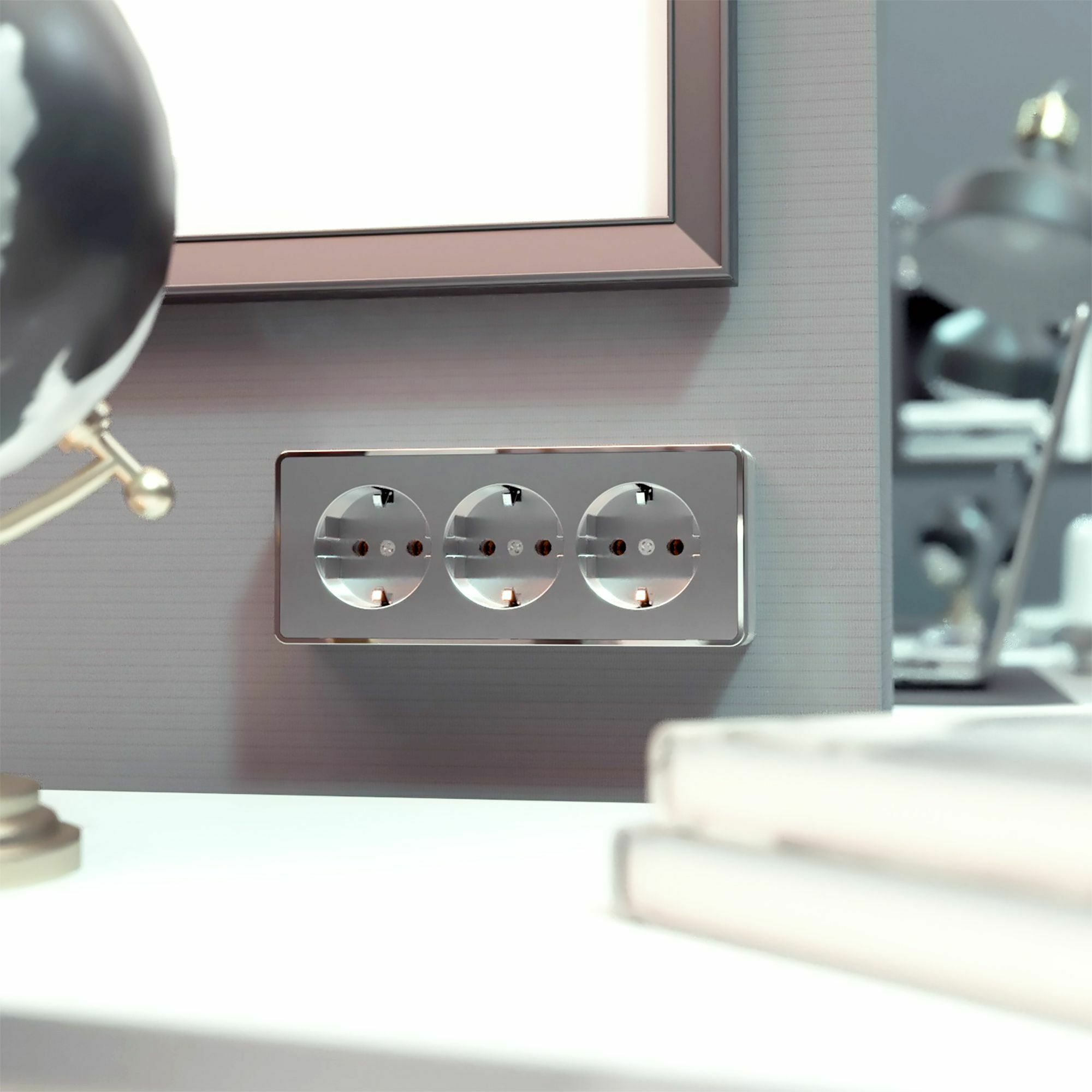 Изображение товара Розетка тройная с заземлением и шторками (серебряный) W5073106 Gallant Werkel