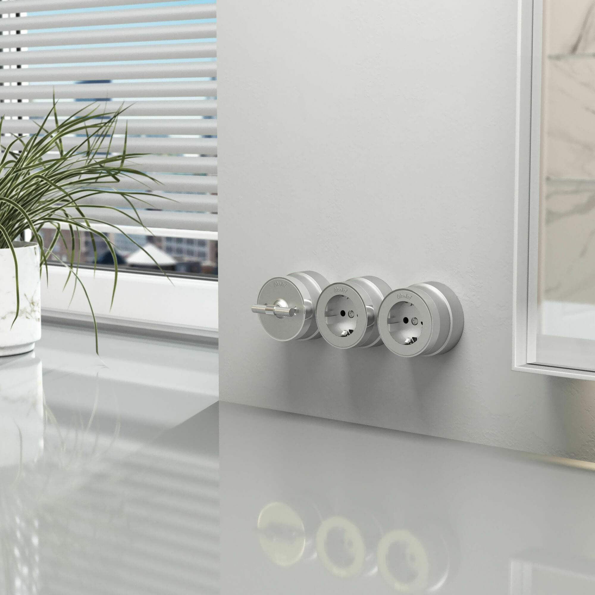 Изображение товара Розетка с заземлением (серебро матовый/хром) W5871054 Vintage Werkel