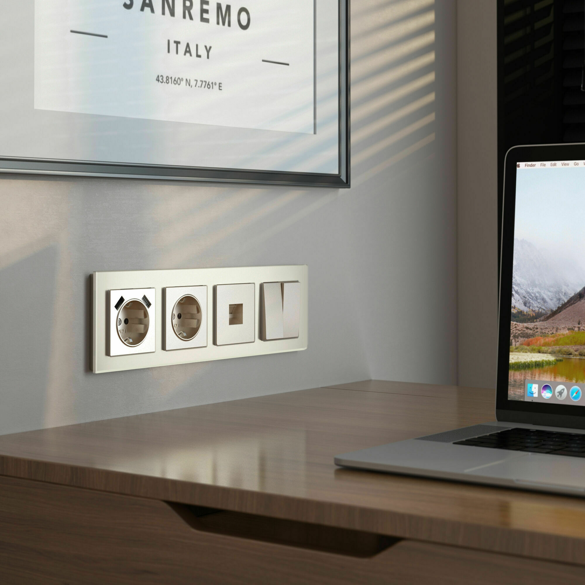 Изображение товара Рамка на 4 поста Senso (шампань, стекло soft-touch) W0043111 Werkel