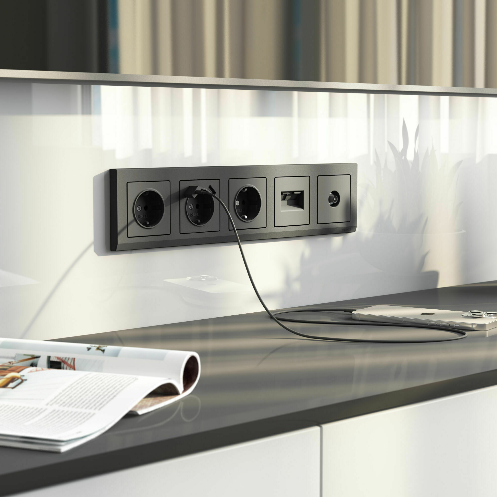 Изображение товара Рамка на 5 постов Stark (графит матовый) W0051864 Werkel