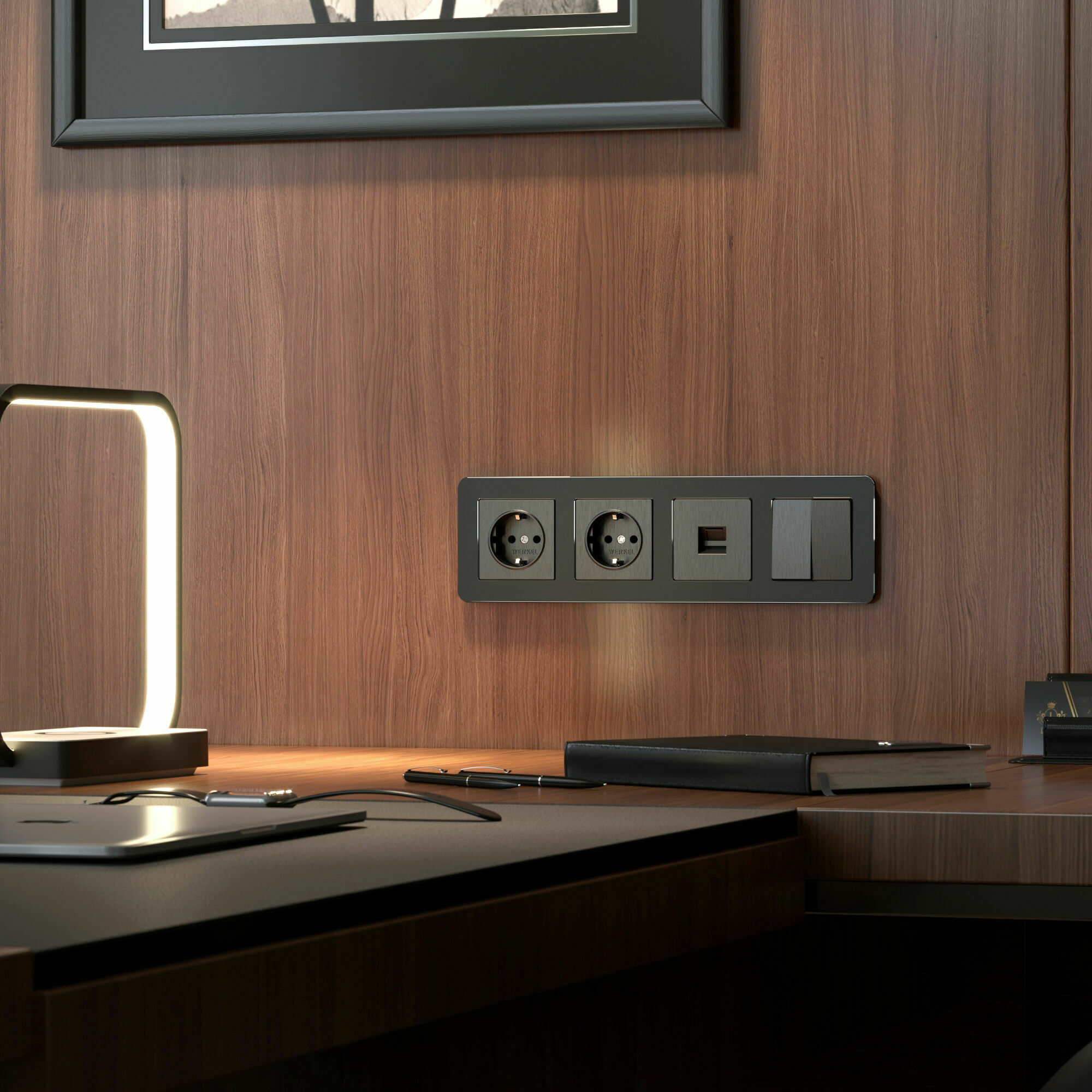 Изображение товара Рамка на 4 поста Platinum чёрный алюминий W0042608 Werkel