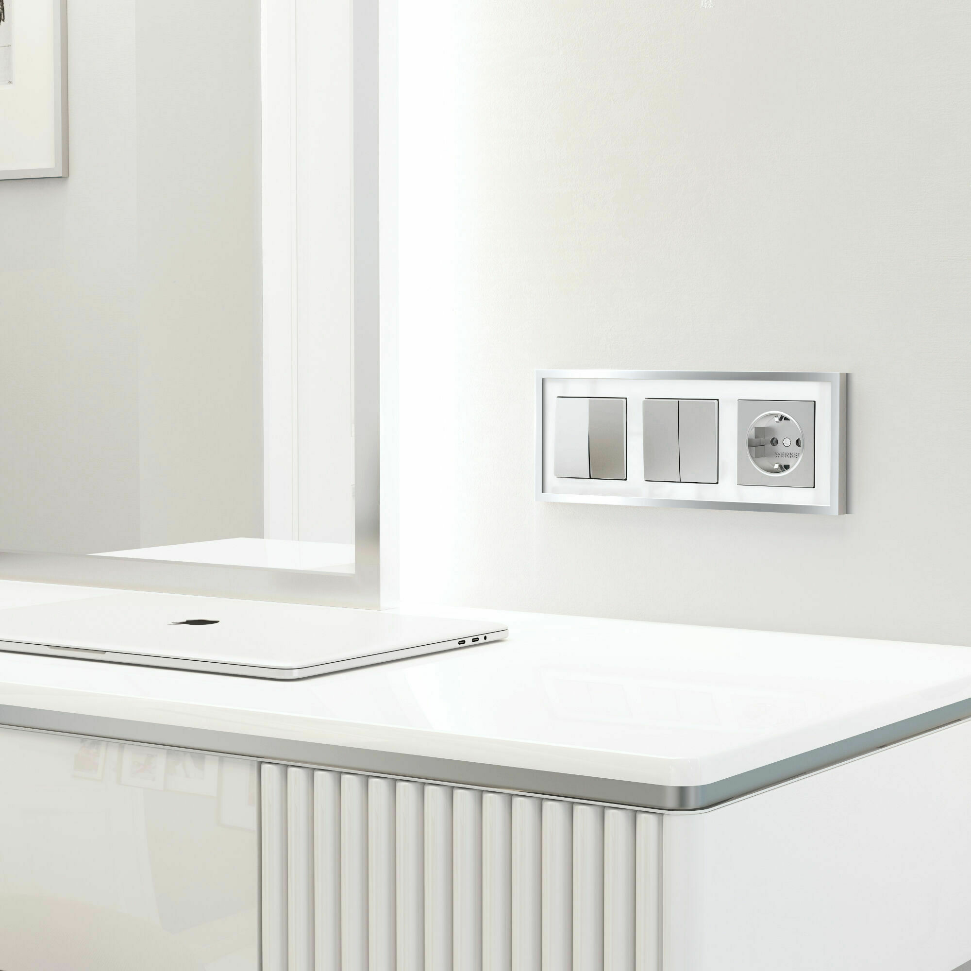 Изображение товара Рамка на 3 поста Baguette (белый/серебро) W0032850 Werkel