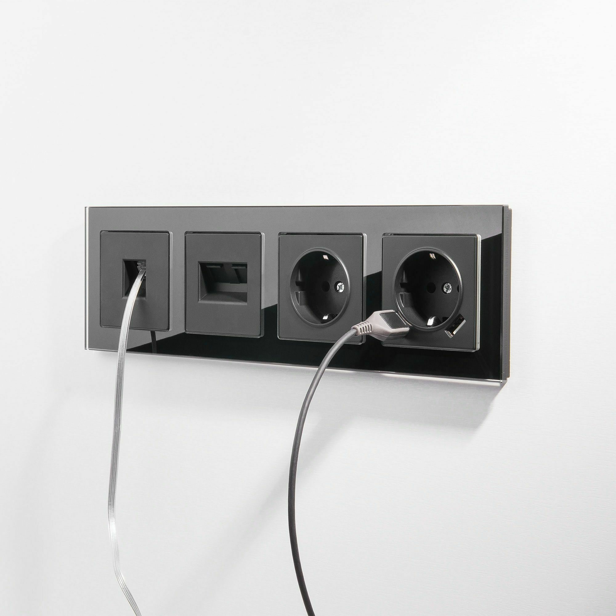 Изображение товара Розетка компьютерная, двойная Ethernet RJ-45, cat.5e (чёрный матовый) W1182208 Werkel