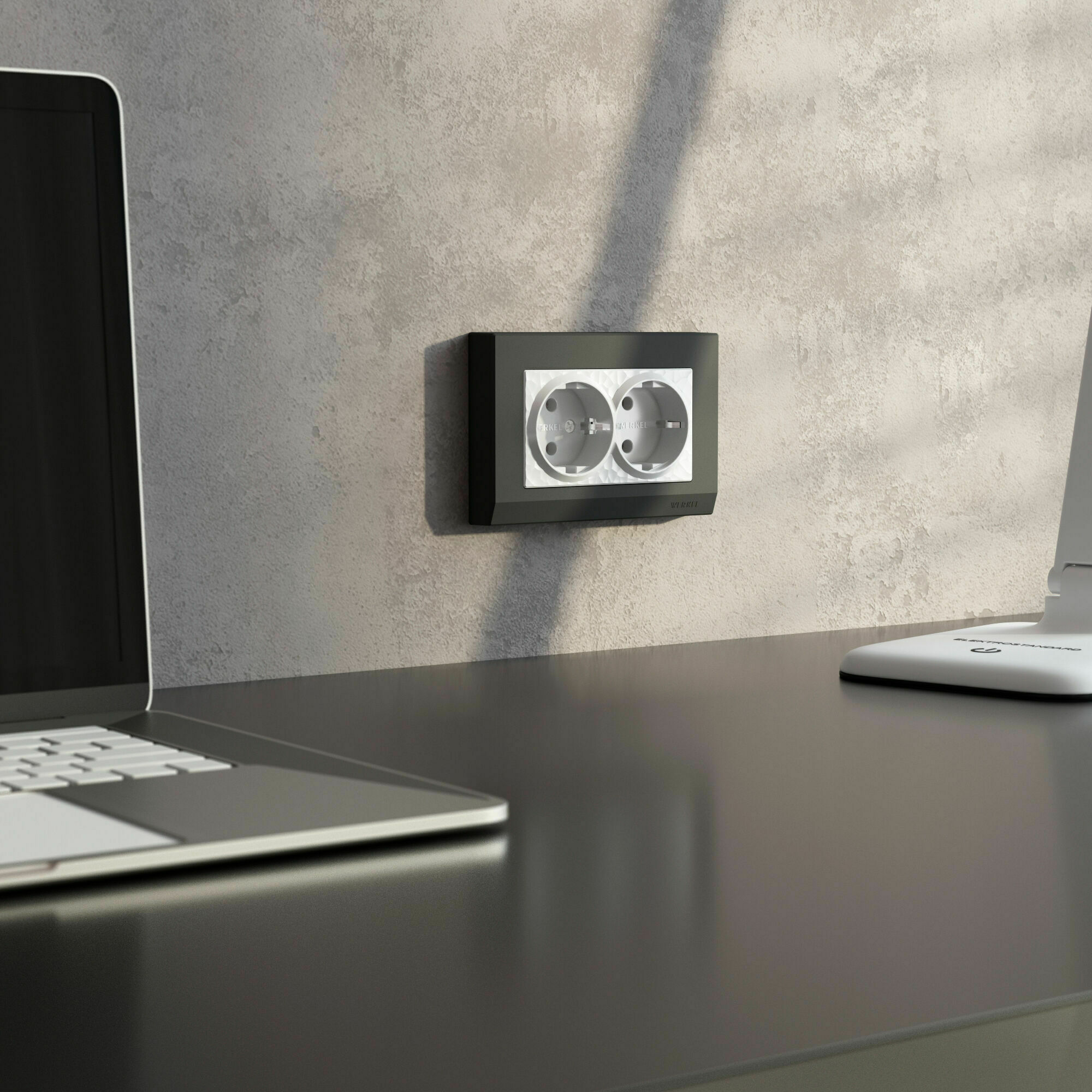 Изображение товара Розетка двойная, с заземлением, без шторок, винтовой зажим, 16А, (hammer белый) W1272001 Werkel