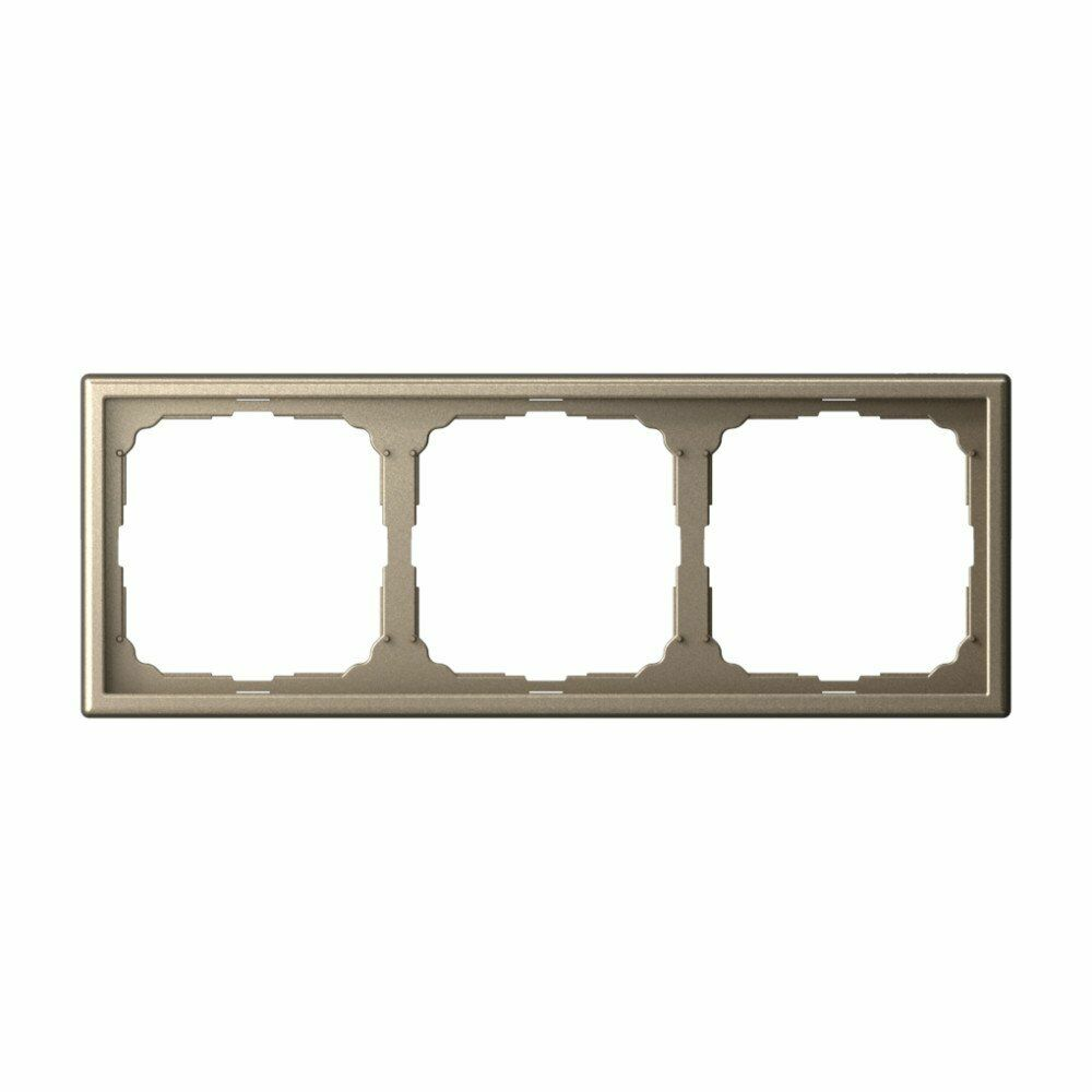 Изображение товара Рамка 3-постовая универсальная, шампань GAL000503 ArtGallery, Systeme Electric