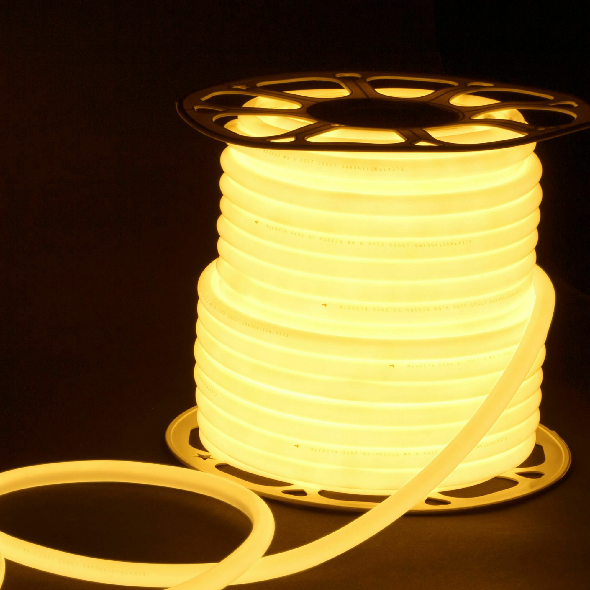 Изображение товара Светодиодный гибкий неон 220V 9,6W 144Led 2835 IP67 круглый теплый белый, 50 м Elektrostandard