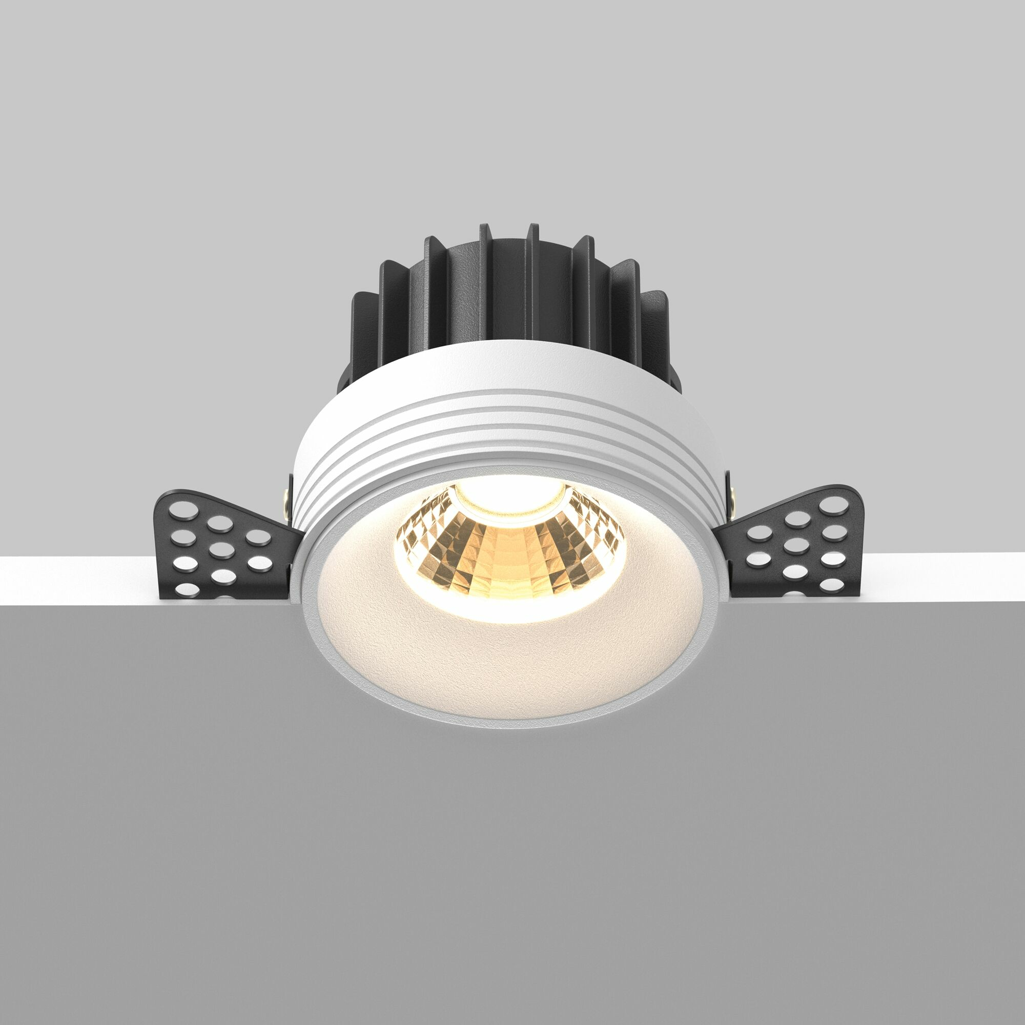 Изображение товара Встраиваемый светильник DL058-12W2.7K-TRS-W Round Maytoni