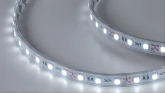 Изображение товара Светодиодная лента  5050, 60 LED/м, 14,4 Вт/м, 12В , IP66, Цвет: Ультра холодный белый, SWG560-12-14.4-UW-66-M