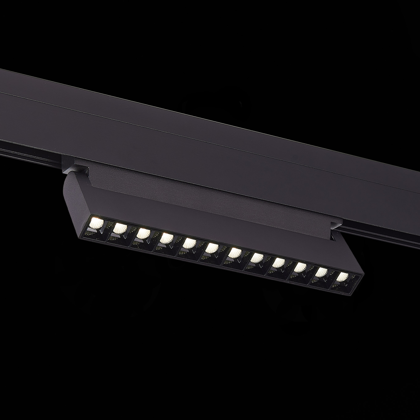 Изображение товара Магнитный трековый светильник чёрный LED 1*12W 4000K, ST364.446.12 SKYLINE 48 ST LUCE