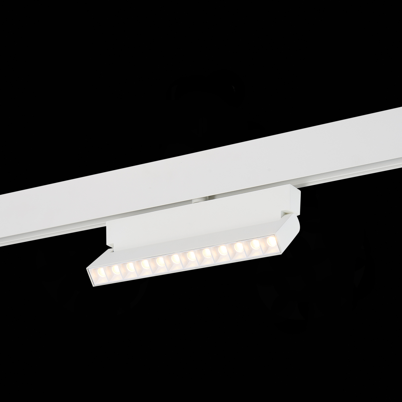 Изображение товара Магнитный трековый светильник белый LED 1*12W, 3000K, ST362.536.12 SKYLINE 48 ST LUCE