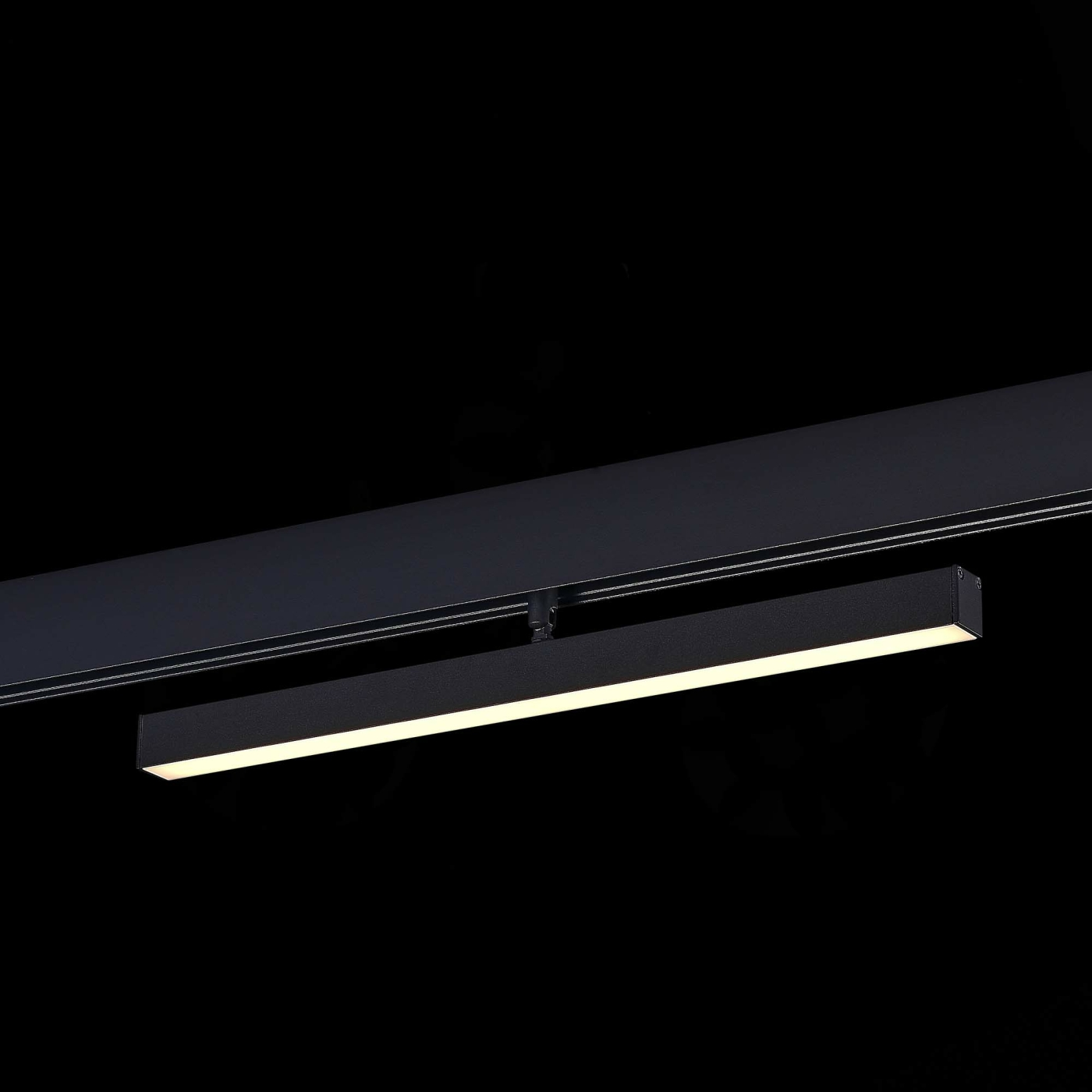 Изображение товара Магнитный трековый светильник чёрный LED 1*12W 3000K ST802.436.12 SKYLINE 48 ST LUCE