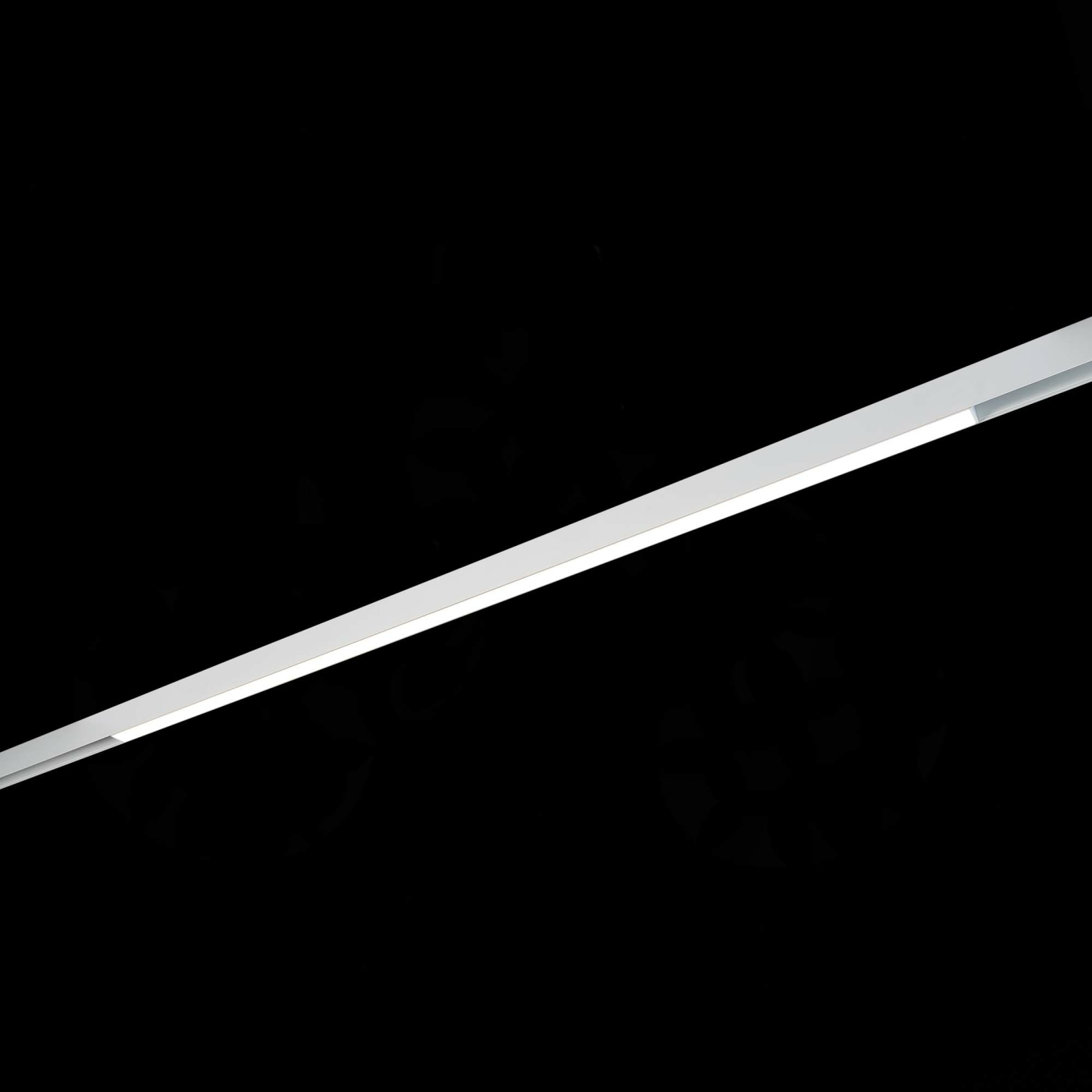 Изображение товара Магнитный трековый светильник Белый LED 1*40W 4000K ST360.546.40 SKYLINE 48 ST LUCE