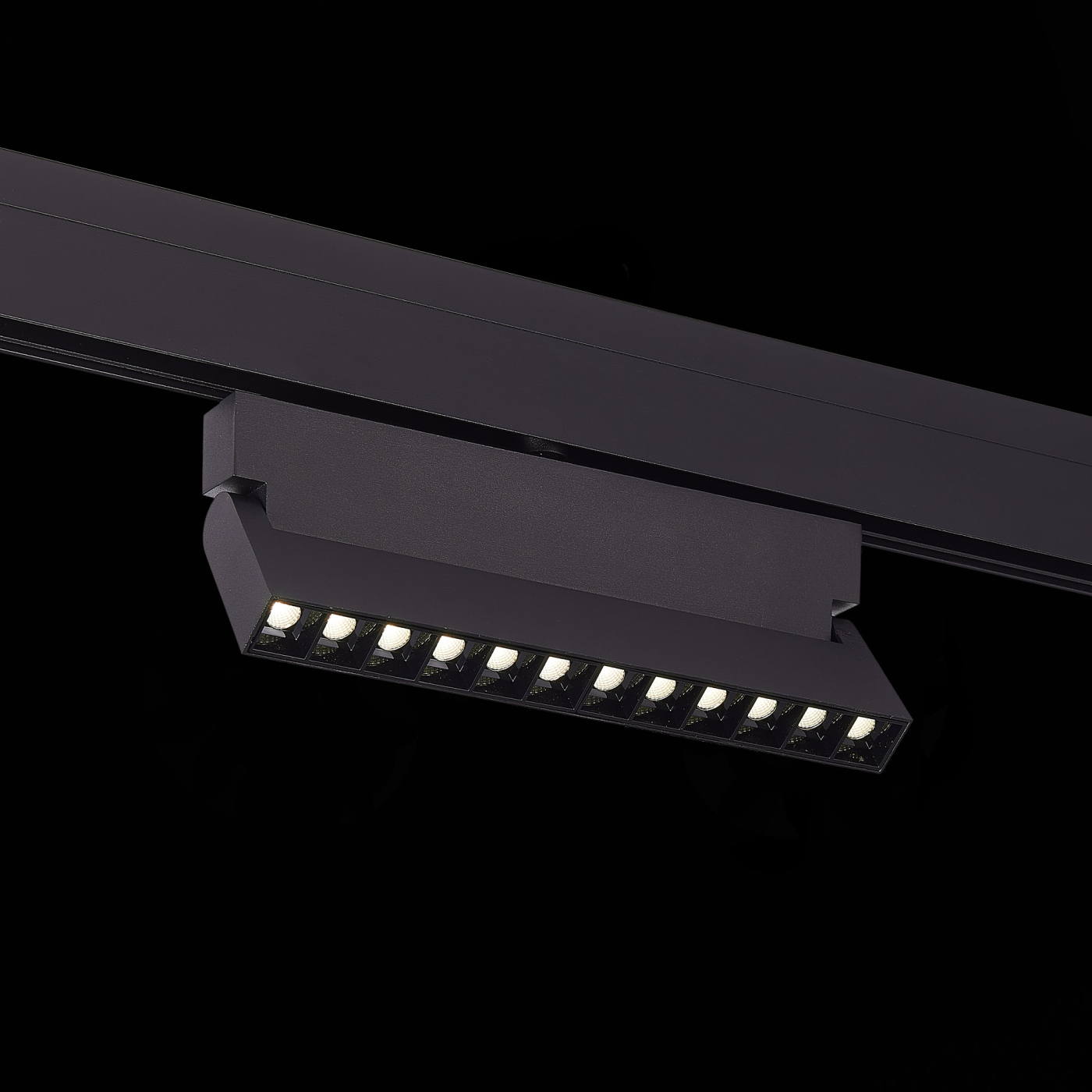 Изображение товара Магнитный трековый светильник чёрный LED 1*12W 4000K, ST362.446.12 SKYLINE 48 ST LUCE