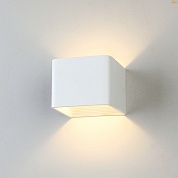 Светодиодный настенный светильник Corudo LED белый MRL LED 1060